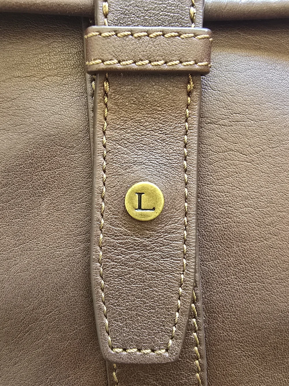 Levenger Brown Leather Messenger Crossbody Satchel 12